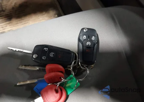 2016 Ford F-150 Xlt z USA, uszkodzony, nr VIN 1FTEW1EF6GKE79255